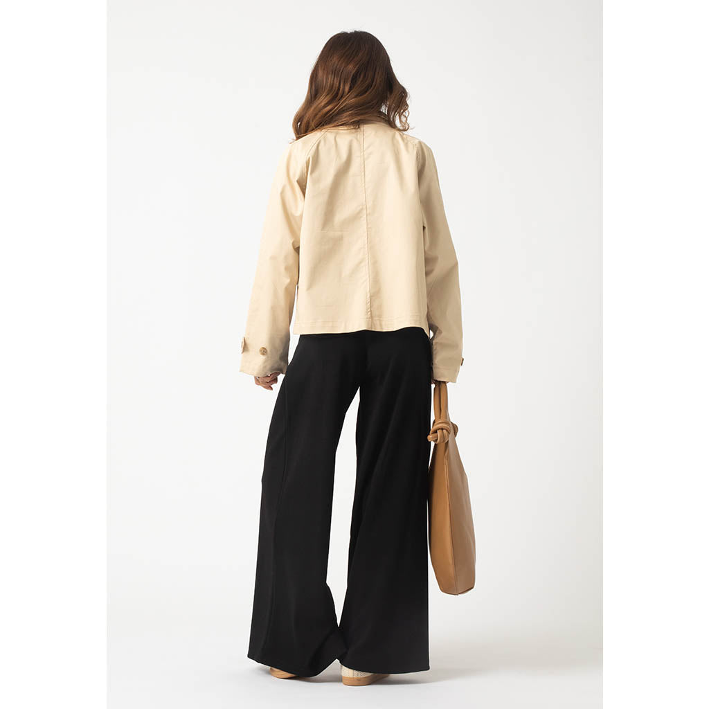 The Cropped Trench | Stone