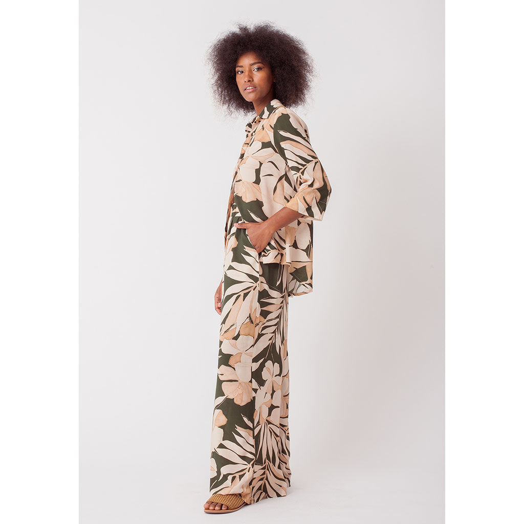 Lake Como Pants | Amazon (Pants only) no