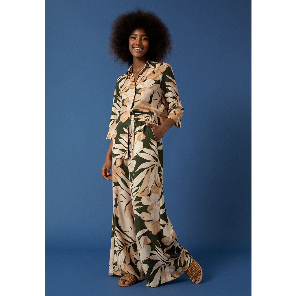 Lake Como Pants | Amazon (Pants only) no