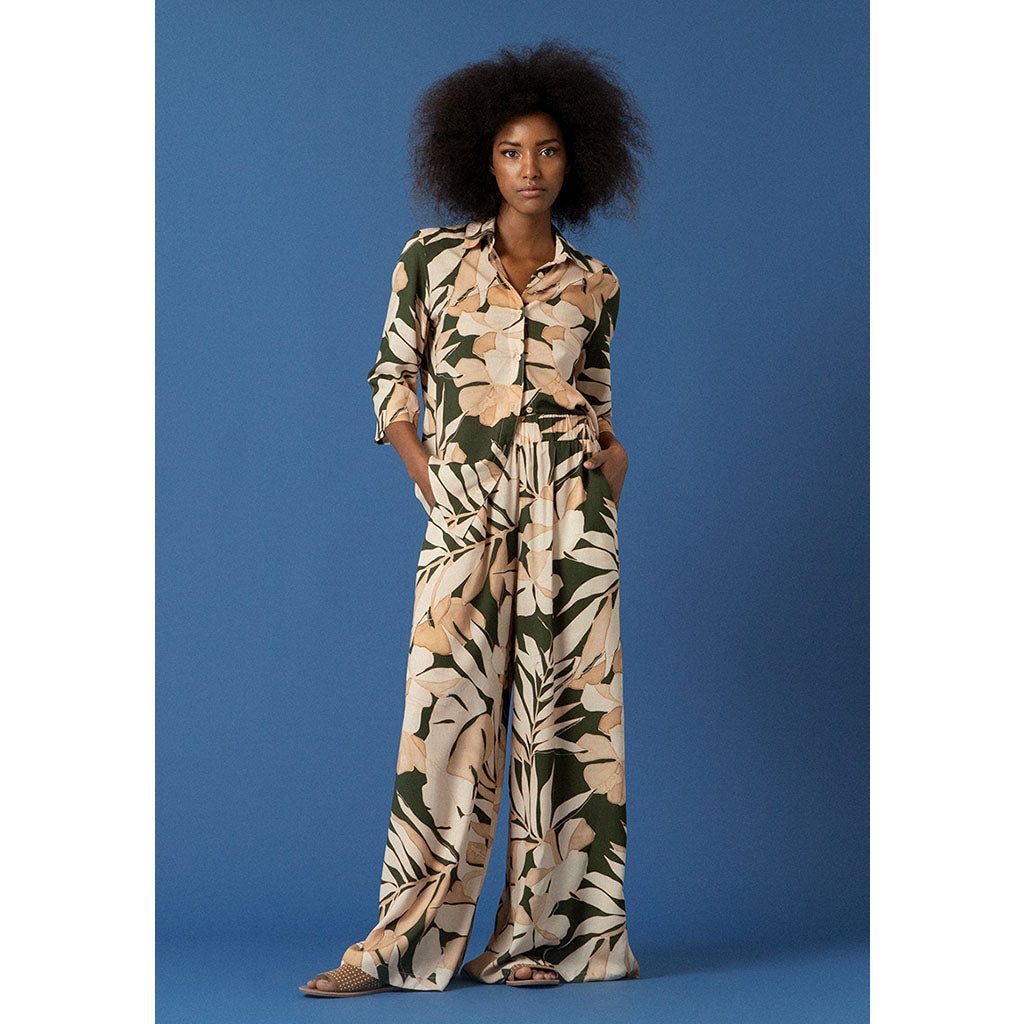 Lake Como Pants | Amazon (Pants only) no