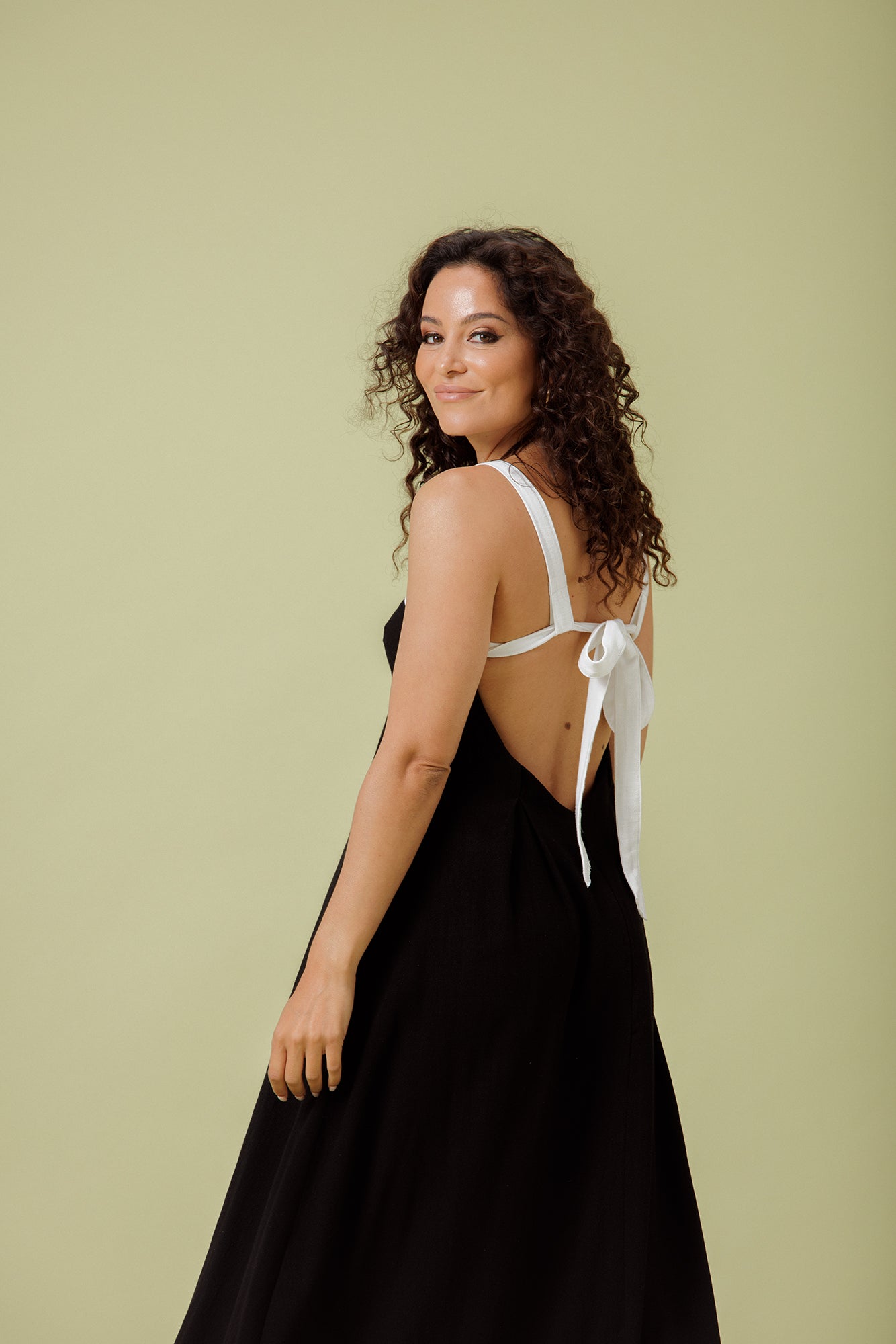 Dolce Vita Dress | Black (Hoping to Restock early next year, pls select size and address email address to be alerted when in stock)