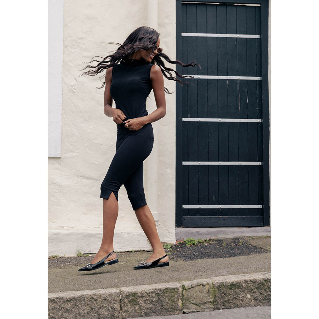 The Aura Top Sleeveless | Sparkly Black