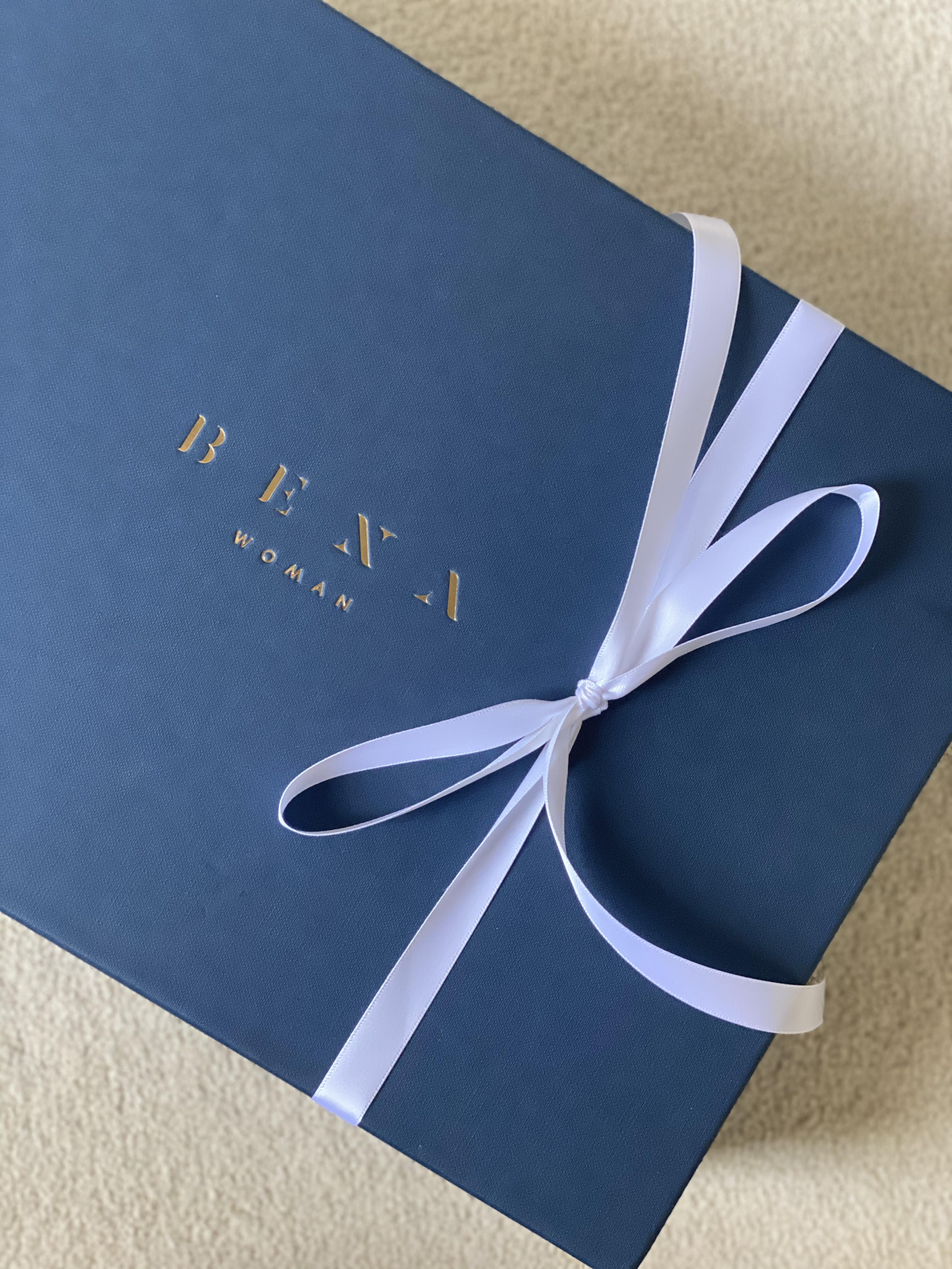 Luxurious Gift Box & Card